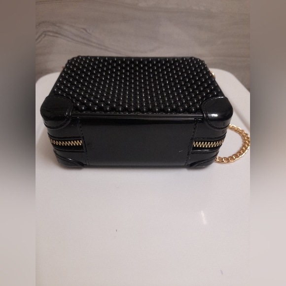 Style Small Camera Bag - Black - Picture 10 of 14